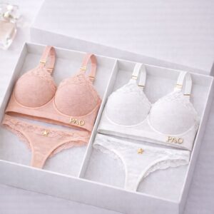 PAO Clothing Dames Lingerie Set Bralette & Slip Kant 2-Delig White/light gift set